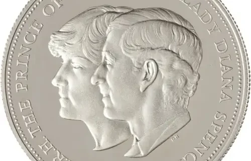 British  Royal Wedding Crown Charles and Diana 1981 Obverse accepted for exchange
