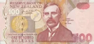 New Zealand 100 Dollar Banknote Front Issued 1992 Accepted For Exchange